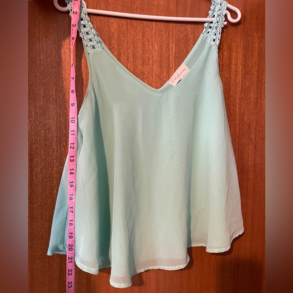 Sweet Journey teal flowy tank top. Size small. - Picture 4 of 7